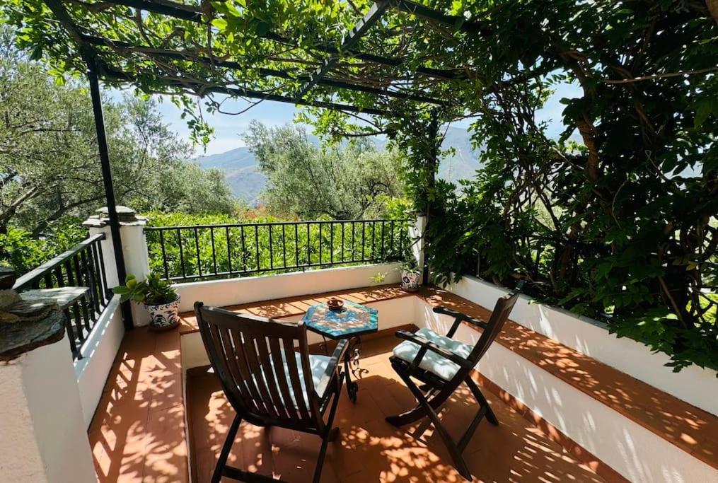 Almond Hill House Orgiva Exterior foto